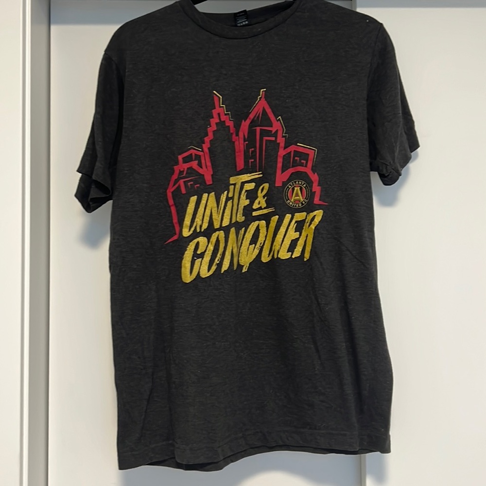 Atlanta United Unite & Conquer Tee